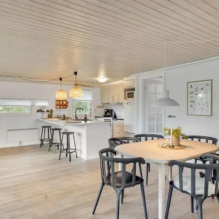 Sinja - 2-5km From The Sea In Western Jutland By Interhome